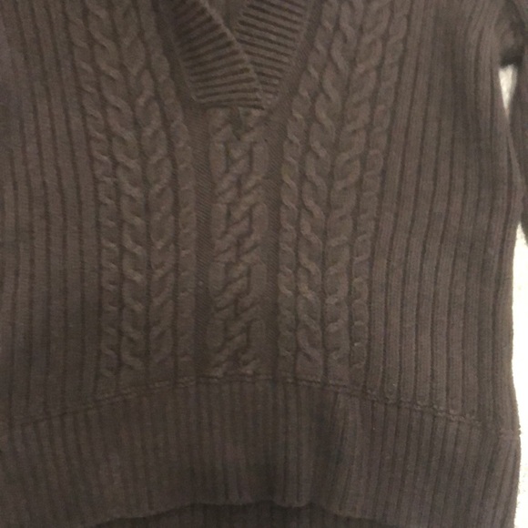BOGO HALF OFF Brown Gap sweater - Picture 6 of 7